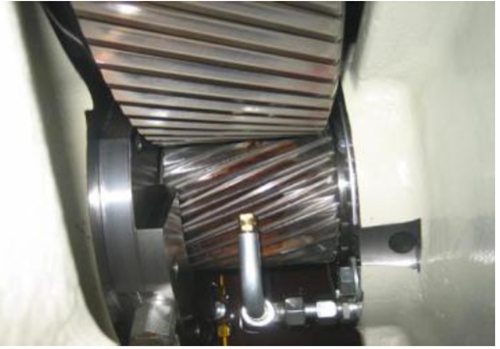 中低速齒輪齒面發(fā)生銹蝕